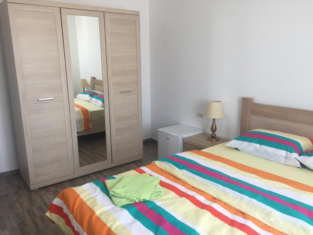 Sunshine Apartments Năvodari Екстериор снимка