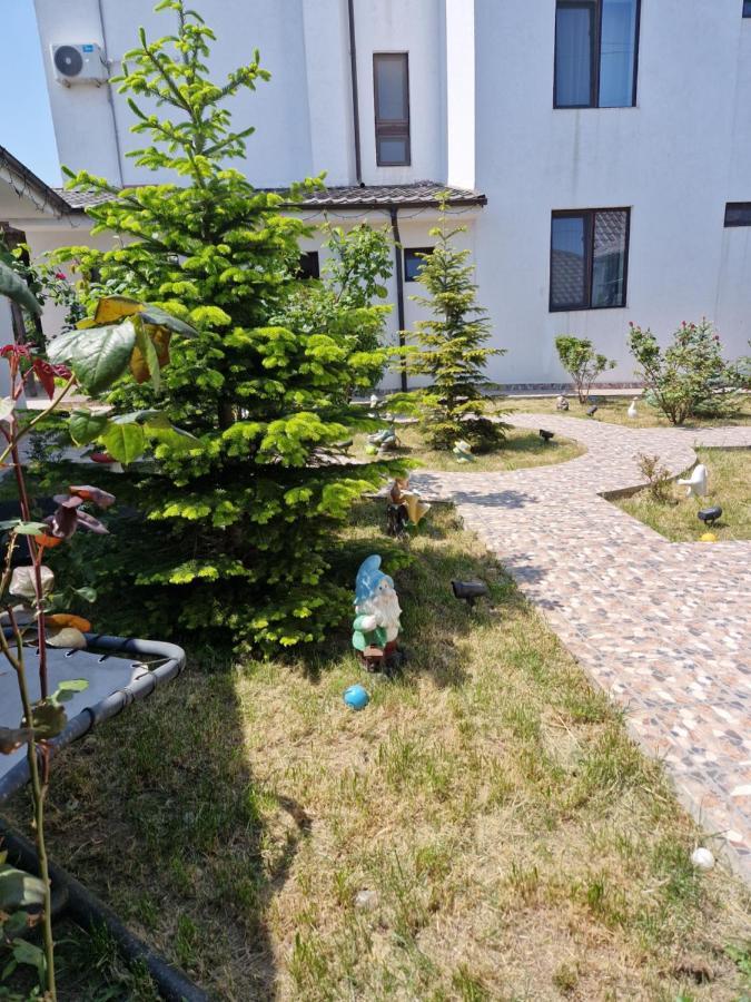 Sunshine Apartments Năvodari Екстериор снимка