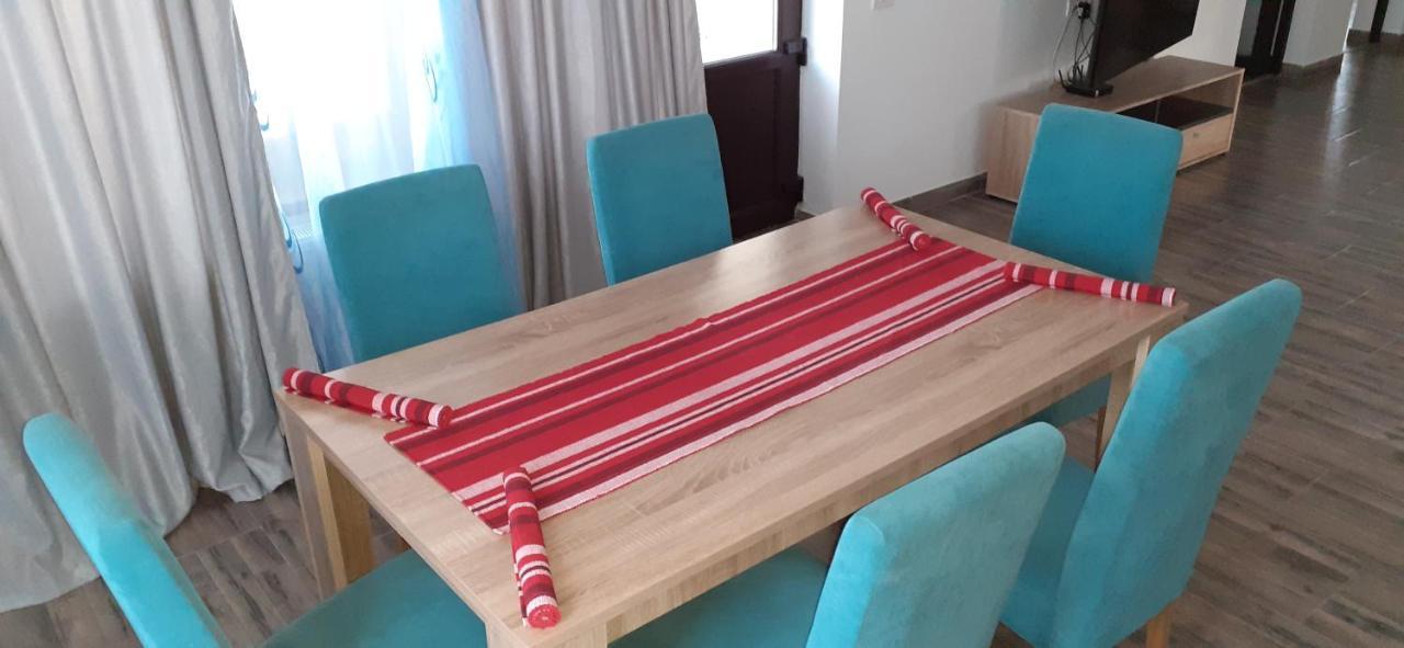 Sunshine Apartments Năvodari Екстериор снимка