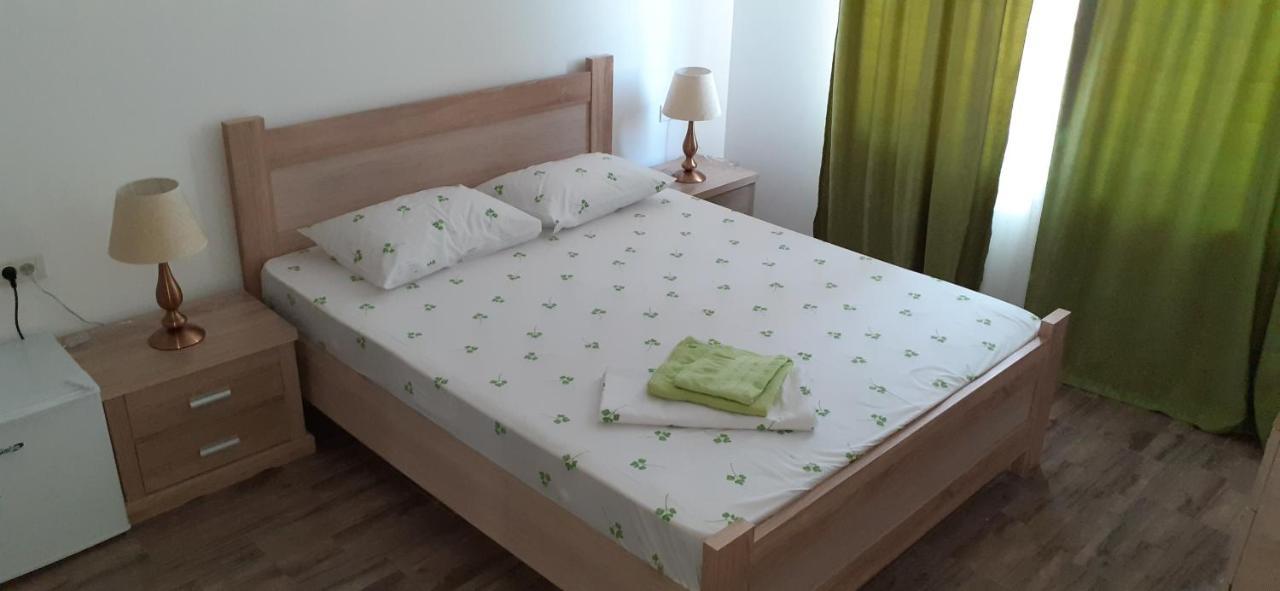 Sunshine Apartments Năvodari Екстериор снимка